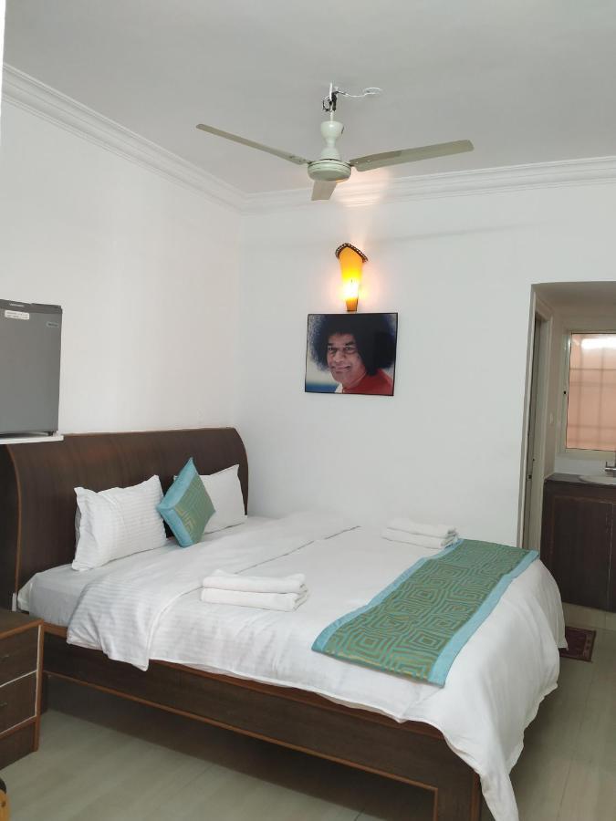 Aum Hotel Puttaparthi Buitenkant foto