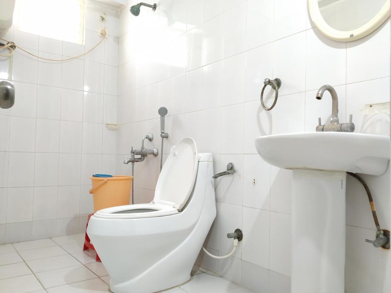 Aum Hotel Puttaparthi Buitenkant foto